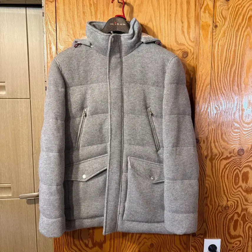 브루넬로쿠치넬리 브루넬로 쿠치넬리 23F/w 캐시미어 잉글리시 립 니트 다운 패딩 사진 3