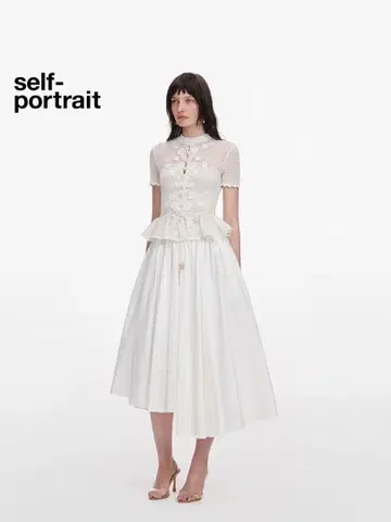self-portrait 반팔 니트 페플럼 화이트