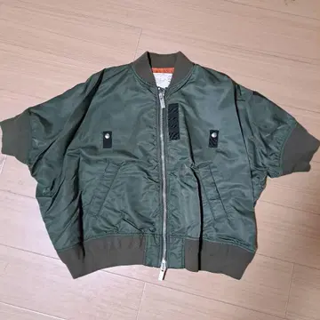 sacai