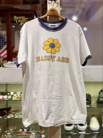 BOW WOW x BEAMS BOY DAISY 티셔츠