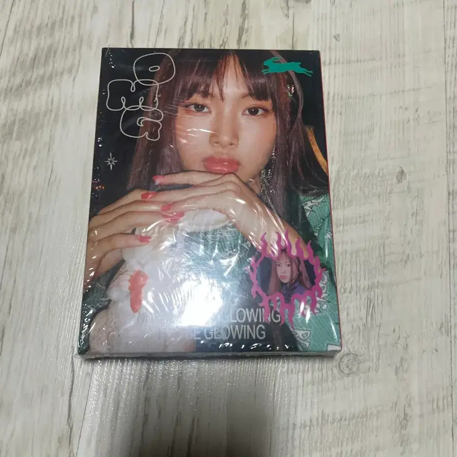 NewJeans Ditto OMG group poca unreleased photocard bulk | Bunjang