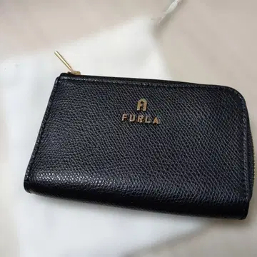 훌라 키케이스