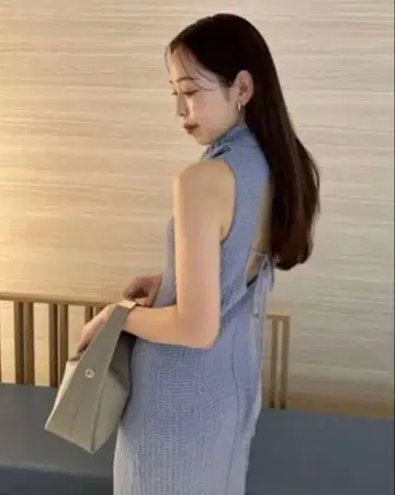 프레이 아이디 홀터넥 라메 니트 원피스