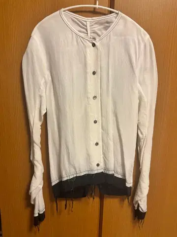 Rejina Pyo 화이트 블랙 버튼업 노카라 셔츠