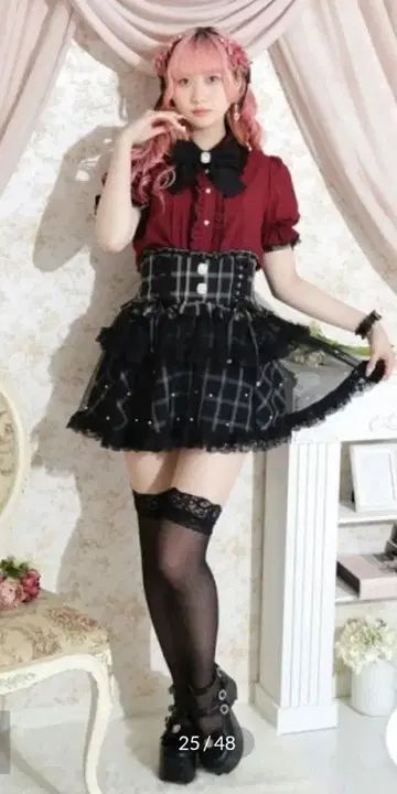 노에미 레이스 장식 버건디 블라우스