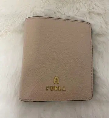 FURLA 이단 접이식 지갑