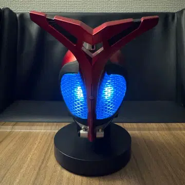 가면라이더 가부토 LED 라이트 피규어