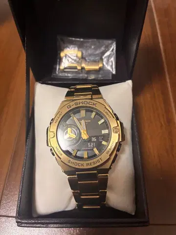 새상품급 G-SHOCK GST-B500