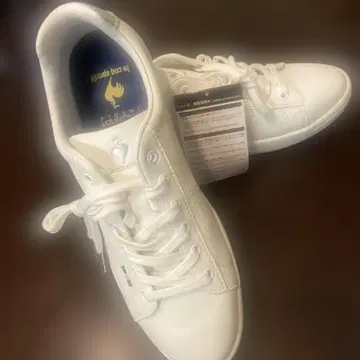스니커즈