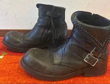 Kmrii Studs Boots