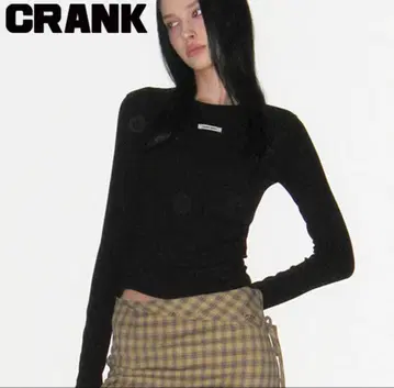 크랭크 탑 블랙