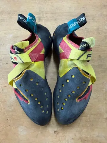 스컬 퍼프 퓨리아 S 사이즈 42 클라이밍 신발 scarpa