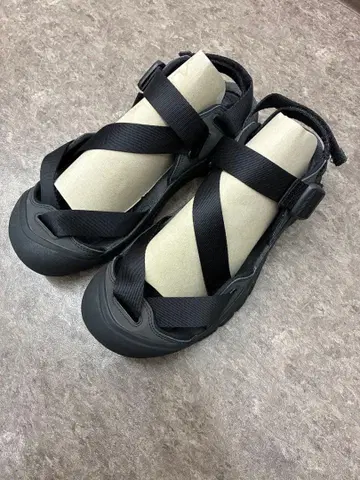 KEEN 킨 남성용 샌들 블랙