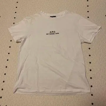 A.P.C. 프린트 로고 T셔츠