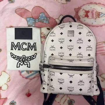 [새상품급] MCM 백팩 화이트 S