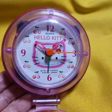HELLO KITTY 탁상시계 핑크