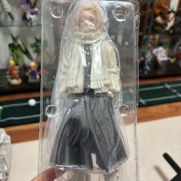 피규어 마이키 이자나