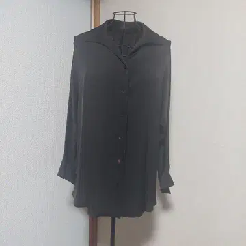 요시에 이나바 실크 블라우스 긴팔