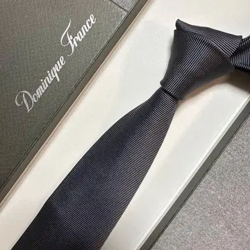 도미닉 프랑스 넥타이 그레이 브랜드 로고 쓰리 크라운 왕관