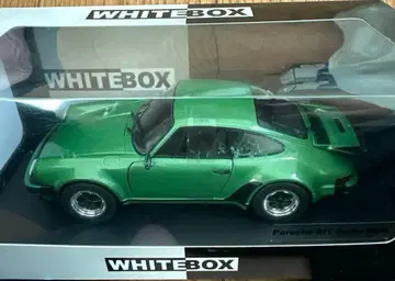 WHITEBOX 포르쉐 911 터보 그린
