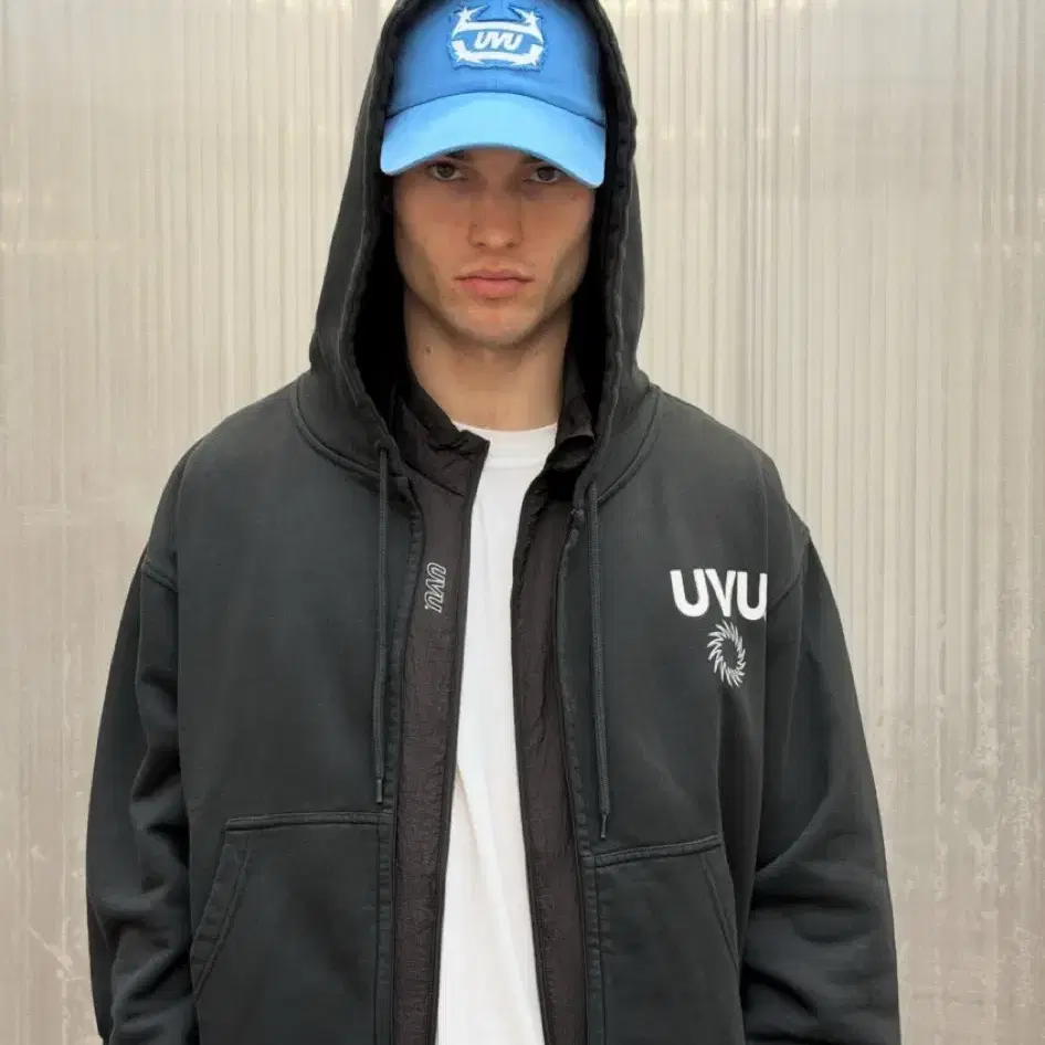 Uvu Paris Hoodie Zip-up XS Size New Product | Bunjang Global