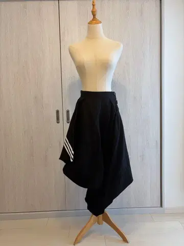 Y3 비대칭 스커트