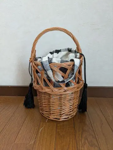 라탄 태슬 장식 캐주얼 백