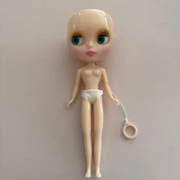 네오 브라이스 헤븐리 스트로베리 두피 없는 본체