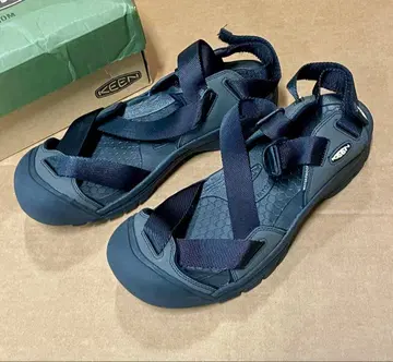미사용 새상품 KEEN ZERRAPORT II 10.5/28.5cm 블랙