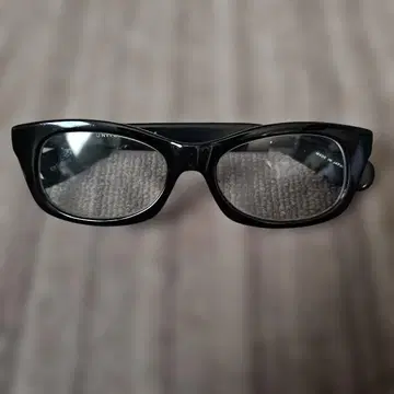 금자안경 x UNITED ARROWS 블랙 캣아이 안경