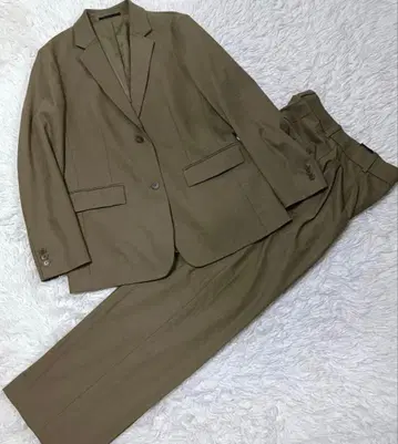 UNIQLO 테일러드 자켓 턱 와이드 팬츠 셋업