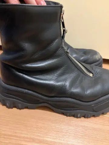 Eytys 센터 지퍼 부츠