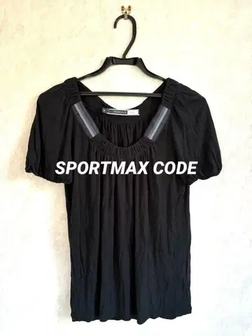 SPORTMAX CODE 블랙 퍼프 슬리브 T셔츠 S 사이즈 새상품급