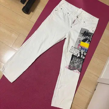 DSQUARED2 화이트 데님 팬츠
