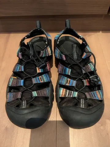 KEEN 에이치투