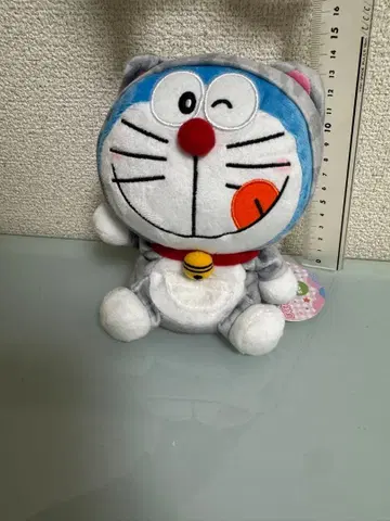 도라에몽 봉제 인형