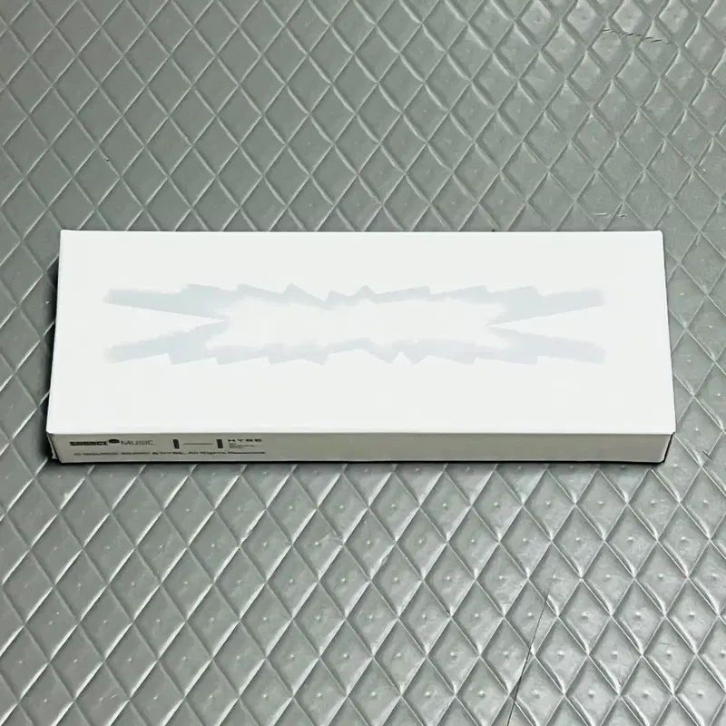 르세라핌 PUREFLOW 붐팔라 시계 와치 카라비너 판매합니다