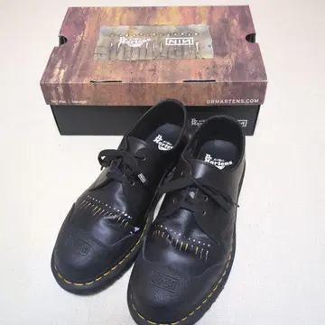 한정판 dr martens nine inch nails 콜라보 uk8