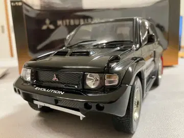 오토아트 1/18 MITSUBISHI 파제로 에볼루션