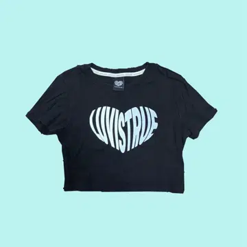 LUVISTRUE 반팔 T셔츠 블랙 하트 로고