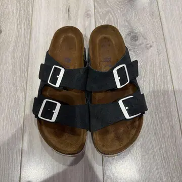 BIRKENSTOCK 샌들 블랙 화이트 버클