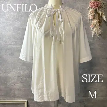 미사용 새상품 UNFILO 프릴 넥 블라우스 셔츠 화이트 리본 M