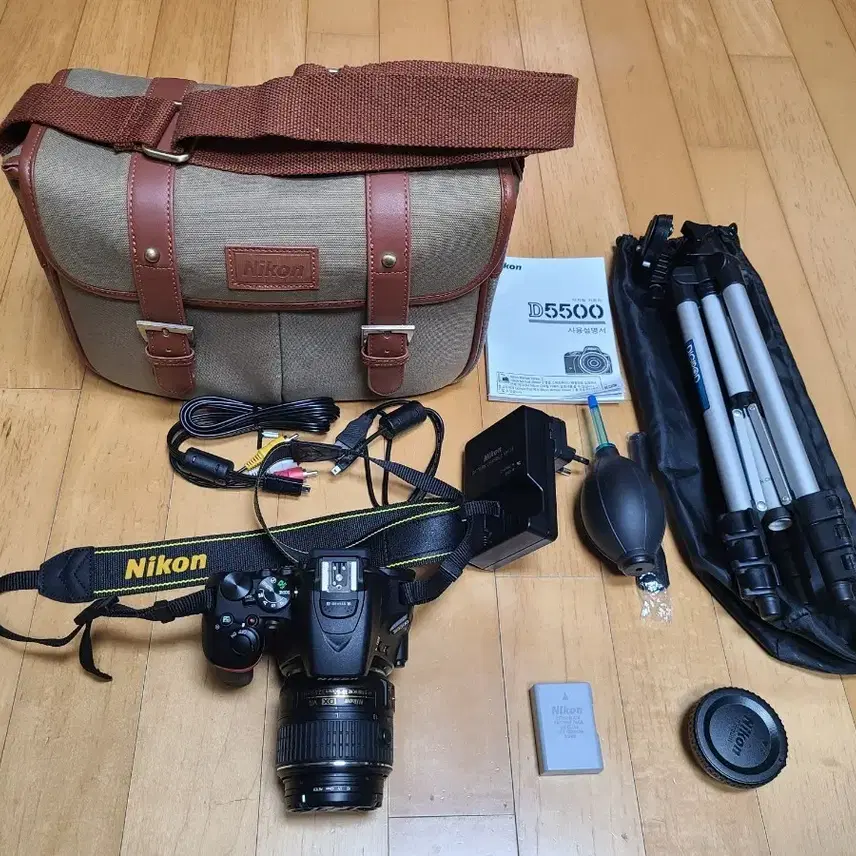 니콘 D5500 + 18-55mm vr2 렌즈 271컷 신동품