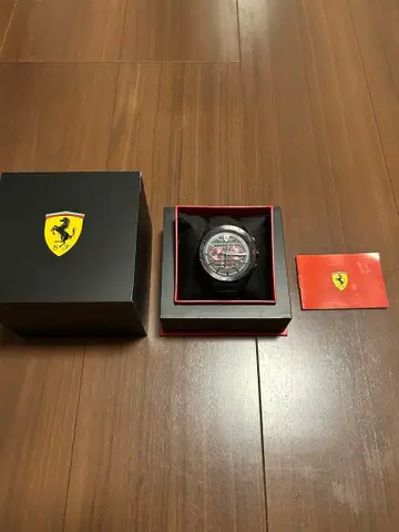 페라리 (Ferrari) 크로노그래프 손목시계
