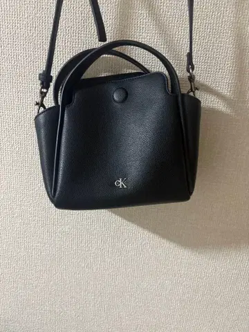 캘빈 클라인 숄더백 블랙