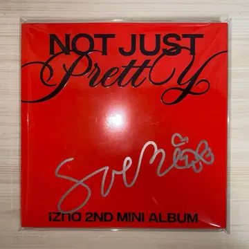 izna Not Just Pretty 앨범 세비 친필 사인 포함