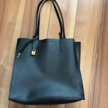 MARC JACOBS 토트백 블랙