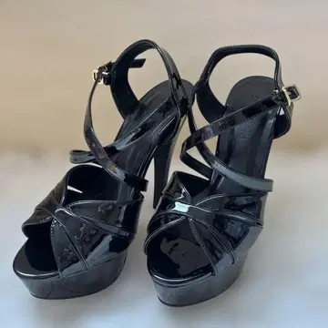 ElvisLuce 엘비스루체 통굽 14cm 핑힐 샌들 블랙