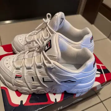 FILA 스니커즈 화이트 24cm FILABARRICADE XT 97