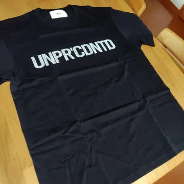 UNPRCDNTD T셔츠 벌스데이 기념